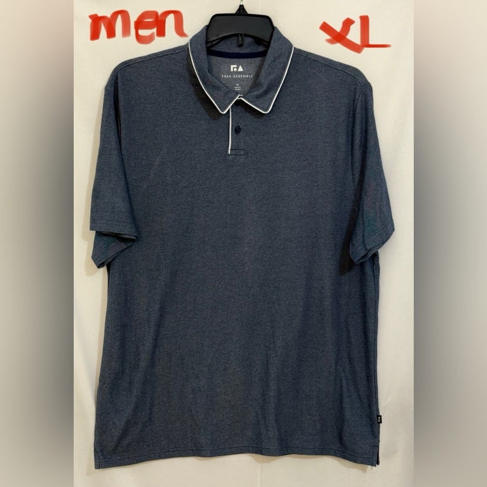 Classic Blue Polo Shirt with Breathable Fabric and Tailored Fit